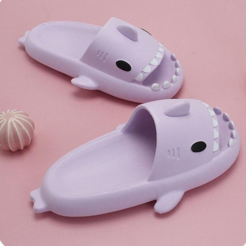 Chinelo de tubarão (Novidade no Brasil)